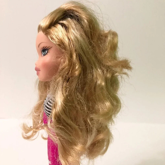 MGA  Bratz Cloe Doll Dress and Shoes TLC - Picture 5 of 16